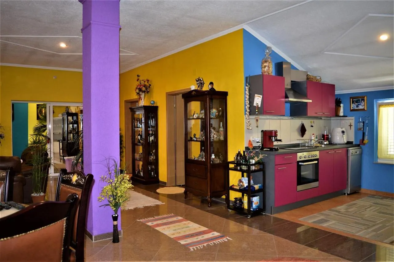 Studio Apartments Luka Biograd - Benkovac